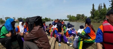  Melalui BRI Peduli dan Kompas, Ratusan Siswa Reboisasi Hutan Mangrove