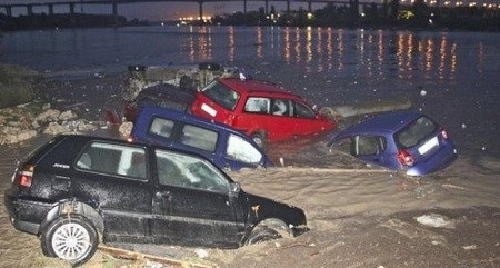  Bulgaria Dikejutkan oleh “Banjir Bandang”  pada Jumat Malam