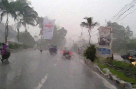 BMKG Prediksi Cuaca Buruk dan Ekstrim untuk Sumatera dan Jawa