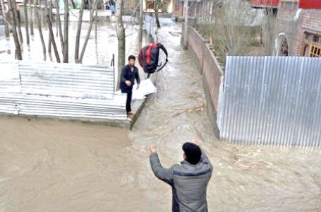 Hujan Ekstrim di Kashmir Renggut 17 Nyawa